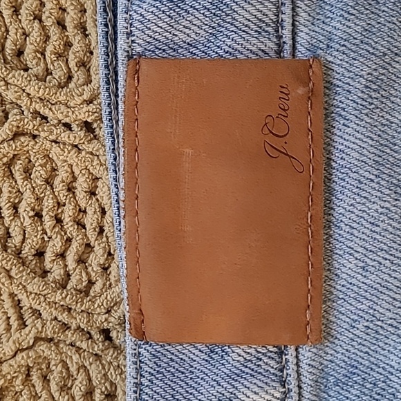 J. Crew Slouchy Boyfriend Jean in 'Norwich' Wash with Bandana Patch - Size 28 - Picture 4 of 10